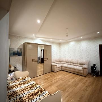 Разумовська вул., 17