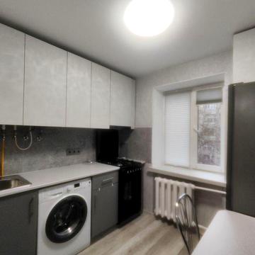 Здам 2 кімнатну квартиру в центрі