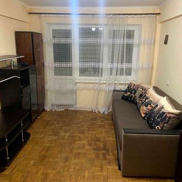 Оренда 2 кімнатної квартири на вул. Максимовича