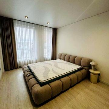 Вільна здається квартира  оренда центр парк