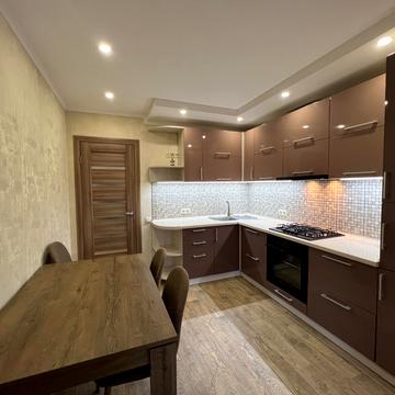 Замостянська вул. (50-річчя Перемоги), 18ж