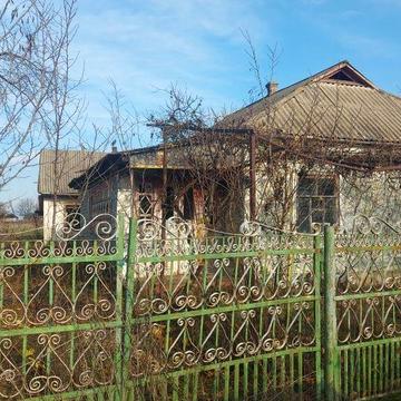 Продам житловий будинок, або земельну ділянку