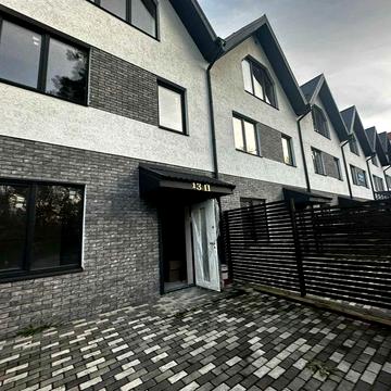 Ідеальна локація для таунхаусу в Бучі, СЕРТИФІКАТ, єОселя