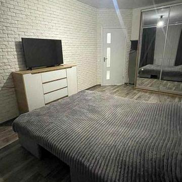 Світла та простора квартира напроти Центрального Парку