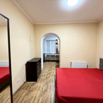 Оренда 2к квартири ЦЕНТР вулиця РУСЬКА