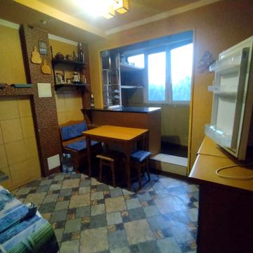 Академіка Заболотного вул., 128