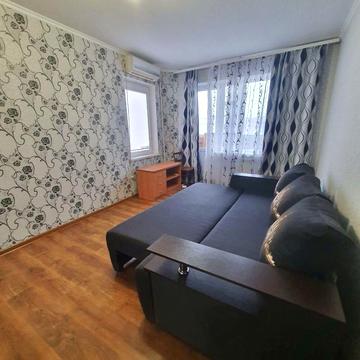 Академіка Корольова вул., 116