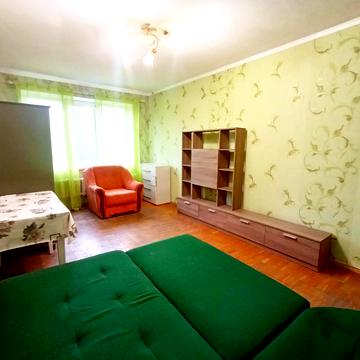 Леся Курбаса просп., 14