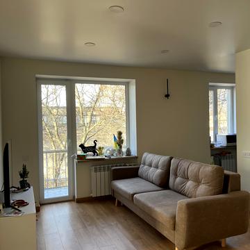 Нижньодніпровська вул., 19