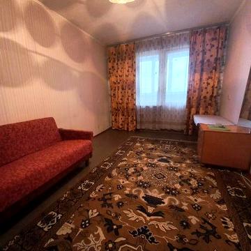 Продаж 2К,Оболонь, вул.Прирічна, 19,газ!