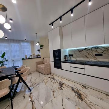 Трускавецька вул., (Будинок 7)