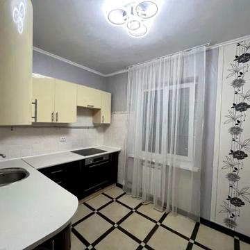 Ореста Васкула вул., 8