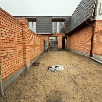 Продається Таунхаус на Новомиколаївці