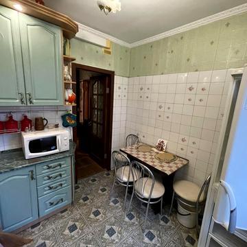 Микільсько-Слобідська вул., 6/2