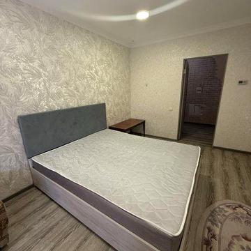 Оренда 1 кімнатна Новобудова вул Текстильників 8