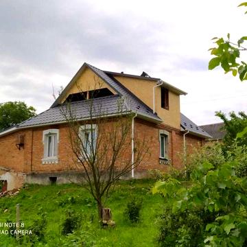 Продам будинок в с.Якушинці з 40сот землі Заходь і живи