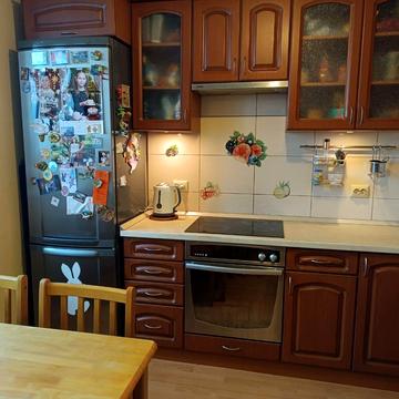 Бориспільська вул., 6