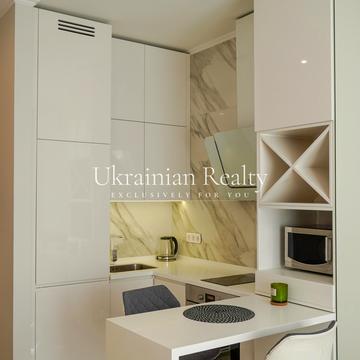 Джона Маккейна вул. (Івана Кудрі), 7