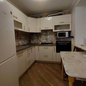 Фурманова. Здається 2-кімнатна квартира