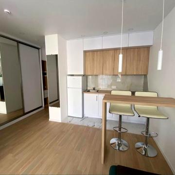 Василя Стуса вул., 35