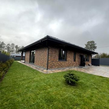 Жовтнева вул.