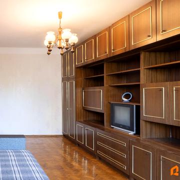 Ентузіастів вул., 9/1