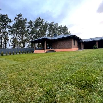 Жовтнева вул.