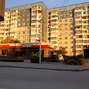 Продам свою 2 - кімнатну чешку 54 м² Фрунзенський ЖК ОСББ