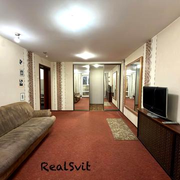 Новаторів вул., 9