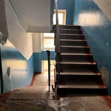 Продам 1 кімнатну квартиру під капітальний ремонт .TotokM