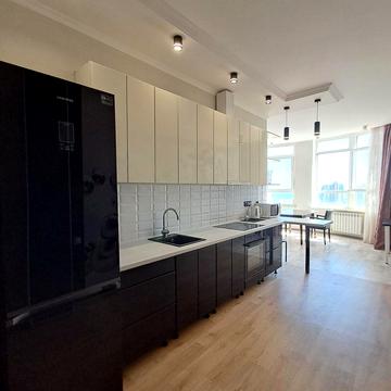 Львівська вул., 15б