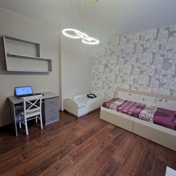 Сергія Данченка вул., 32