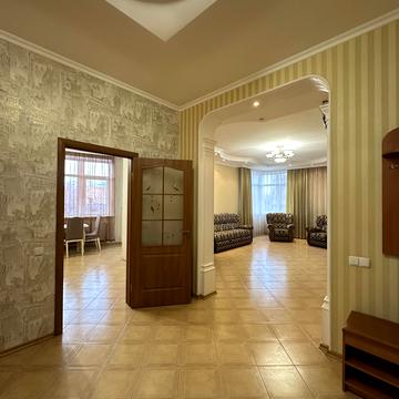 Старонаводницька вул., 6-Б