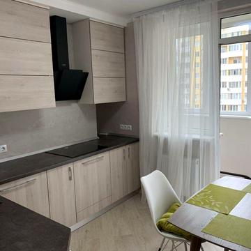 Уютная 1-к квартира в тихом дворе, 2 балкона, генератор Левитана