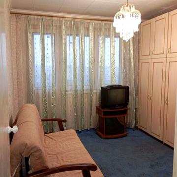 Яни Червоної вул., 15