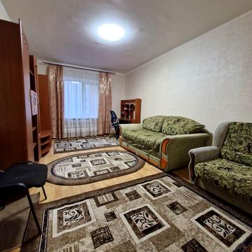 Олевська вул., 7