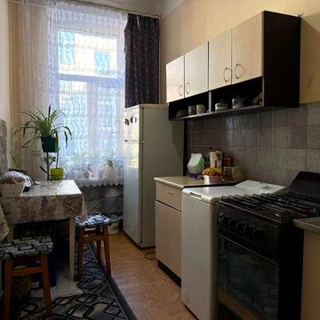 Луки Долинського вул., 4