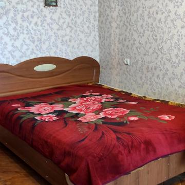 Верховної Ради бульв., 19