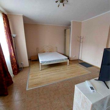 Оренда 1-к, Голосіївський район, метро Олімпійська, вул. Ямська 35/34