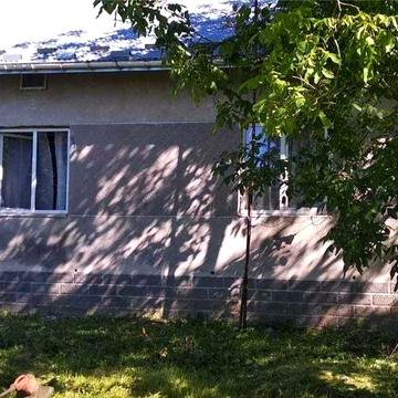 Здається дім в довгострокову аренду