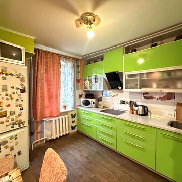 Зелена вул., 51