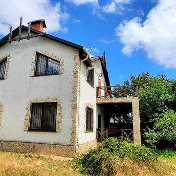 Капитальный дом возле моря в Лесках