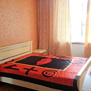 Динамівська вул., 2