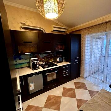 Продам 1к квартиру з ремонтом в новобудові з ремонтом біля Арсену