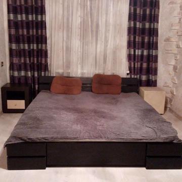 Академіка Корольова вул., 34