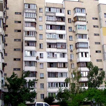 Продам 2 кім кв вул Драгоманова5