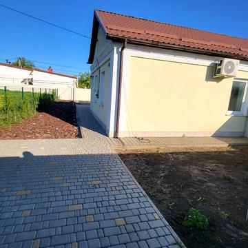 Платанова вул.