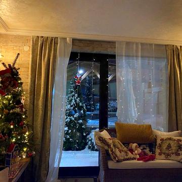 Продається комфортний будинок. Центральні комунікації. Центр. Ліс