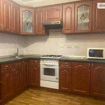 Довгострокова оренда 1к Квартира Симона Петлюри (Черняховського) вулиця