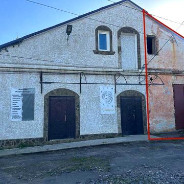 Продам квартиру з виходом на ринок